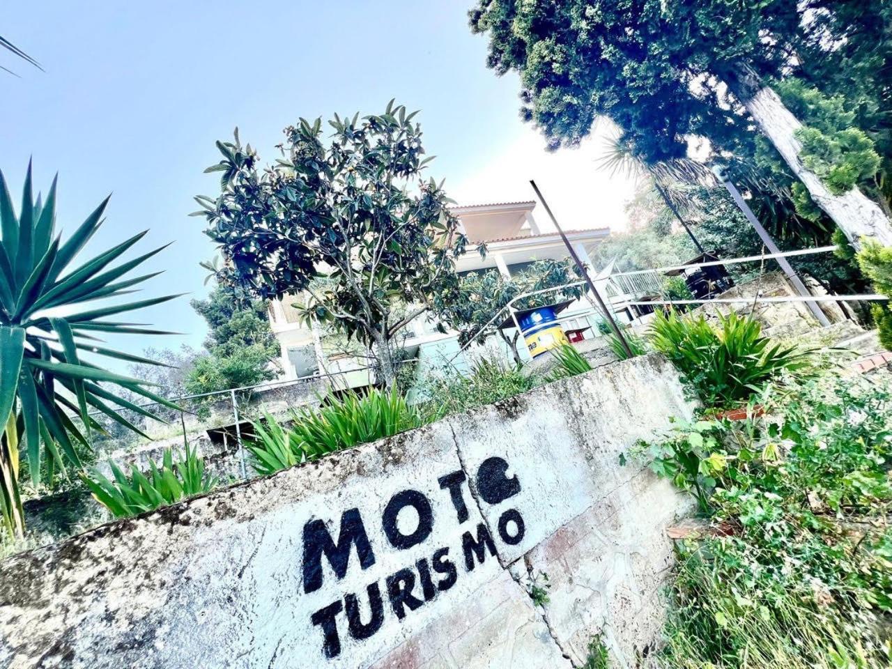 Mototurismo - Alla Scoperta Della Sardegna ซาร์ร็อค ภายนอก รูปภาพ
